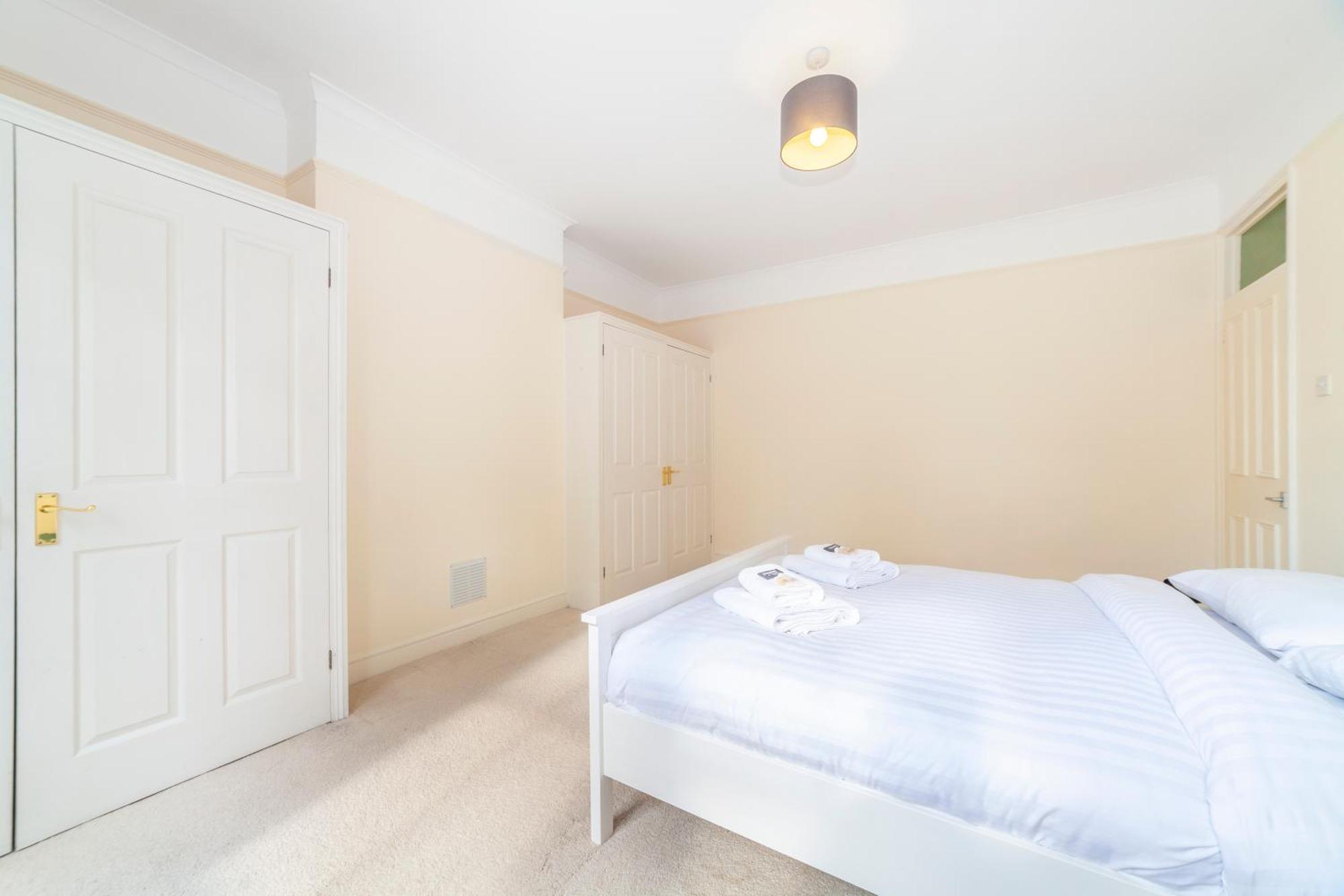 Amazing 1bd In Victorian House - Lewisham Park Londra