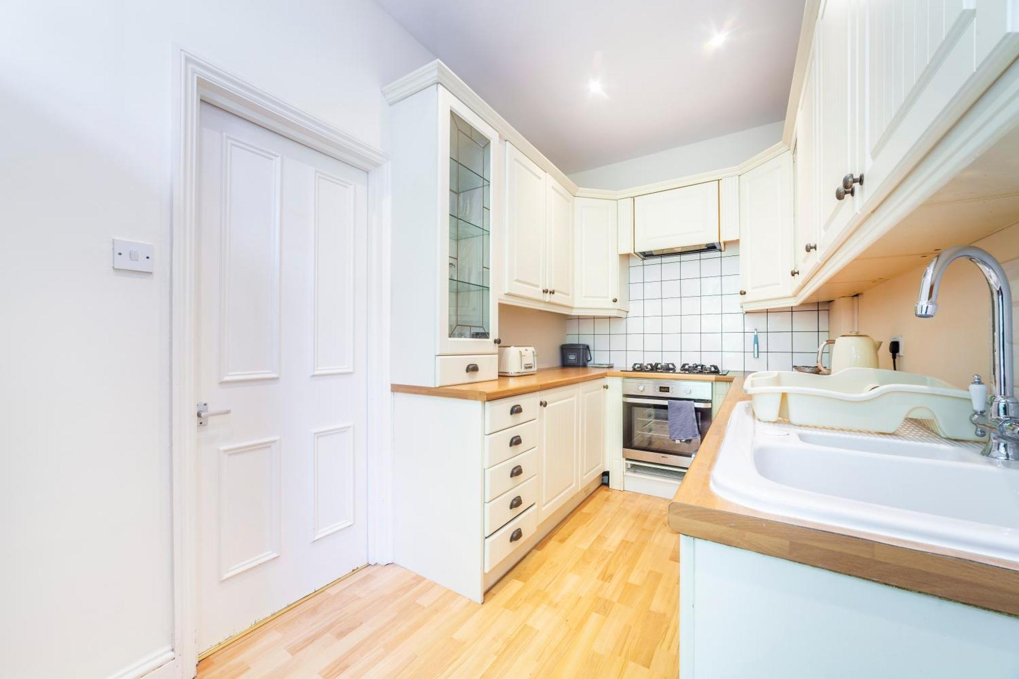 Amazing 1bd In Victorian House - Lewisham Park Londra